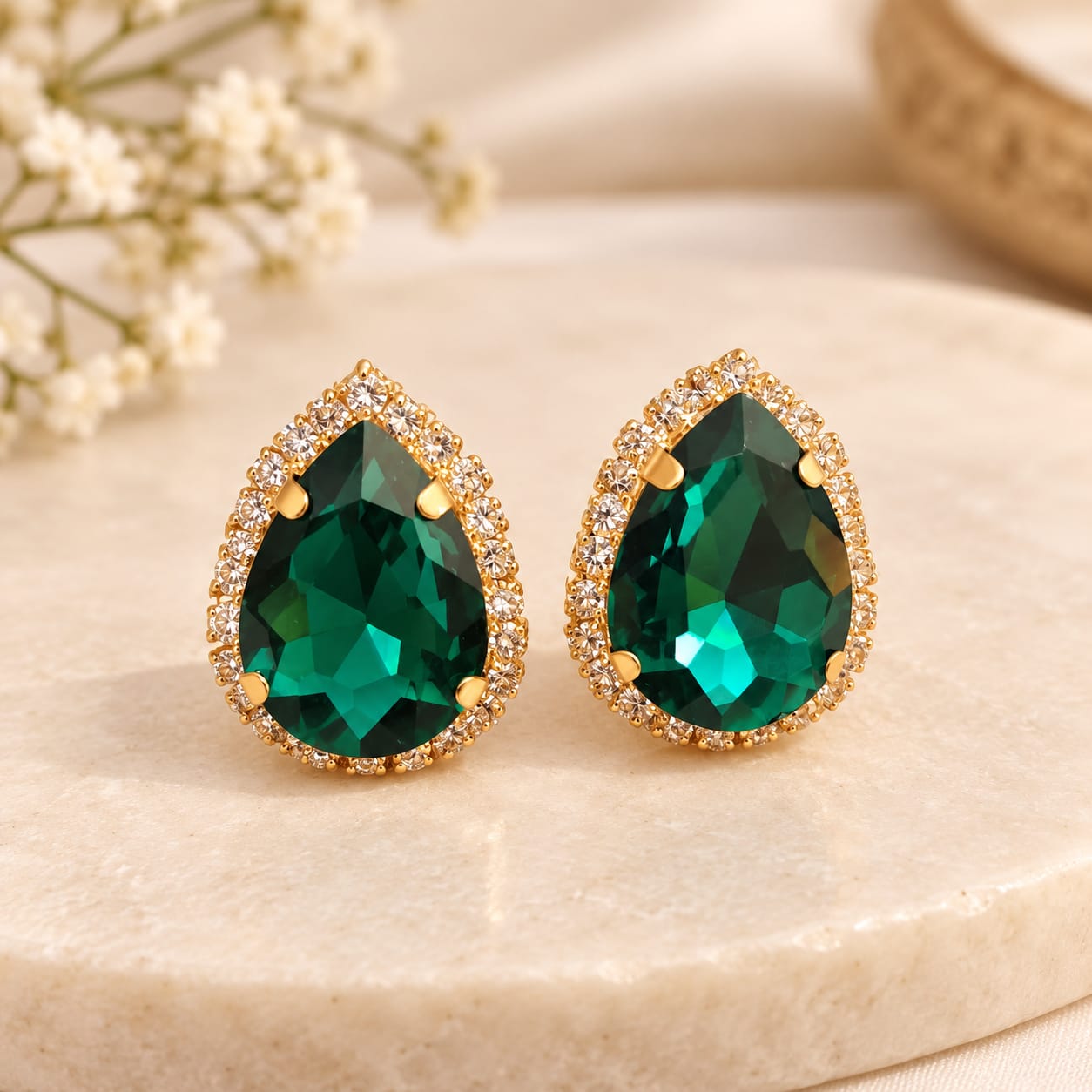 Emerald-green teardrop earrings